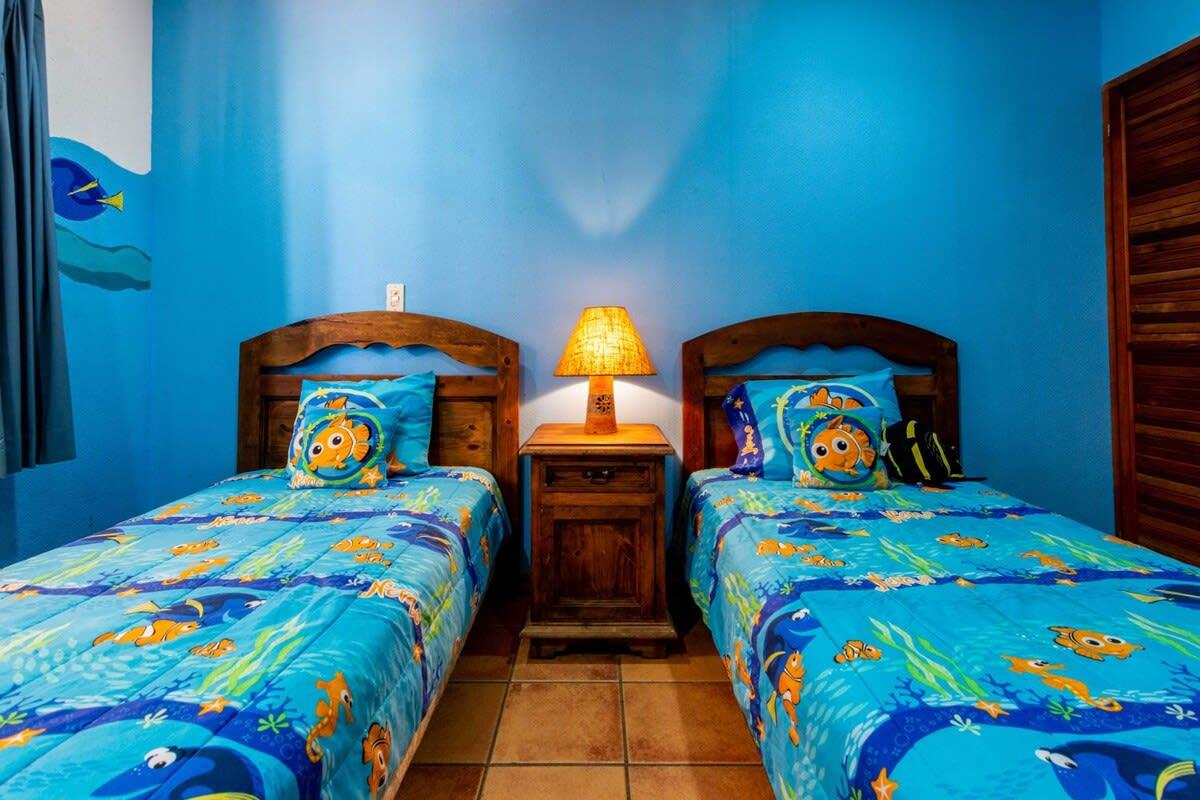 Tobogán de agua Warm interiors and orange hues on ground floor in front of beach in Flamingo