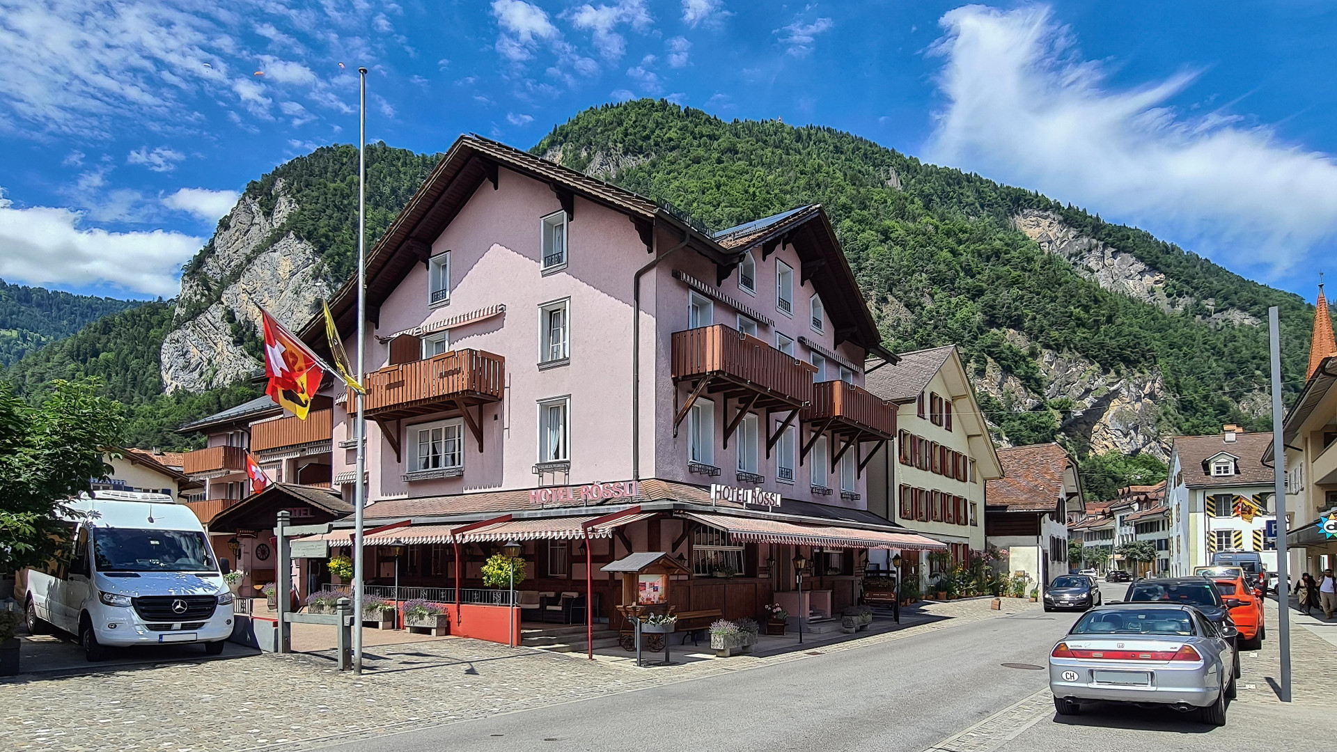 Vista Exterior Hotel Roessli