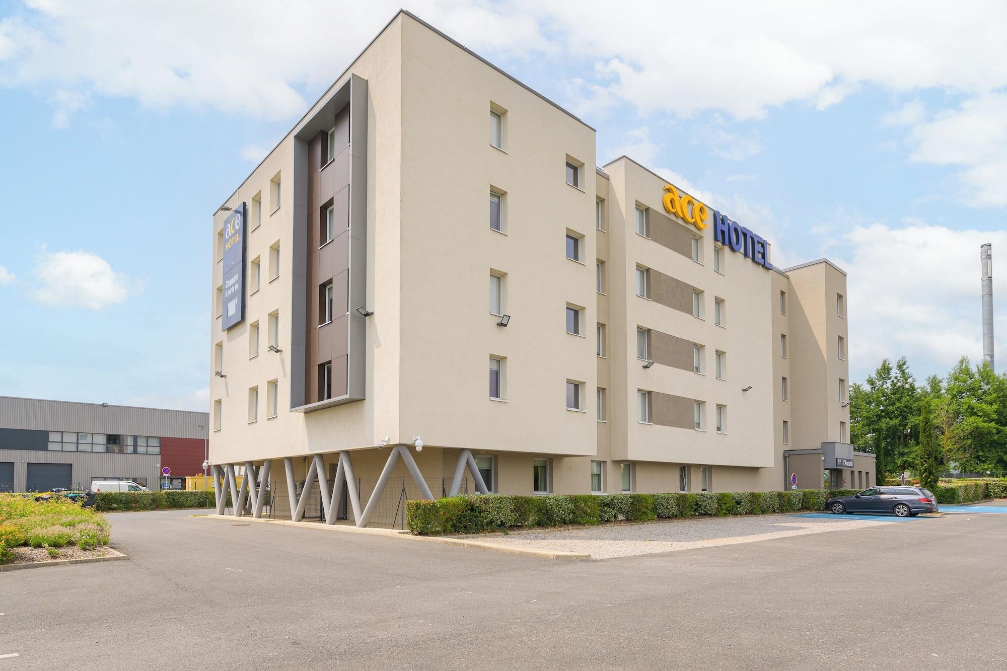 Vista Exterior ACE Hôtel Paris Roissy