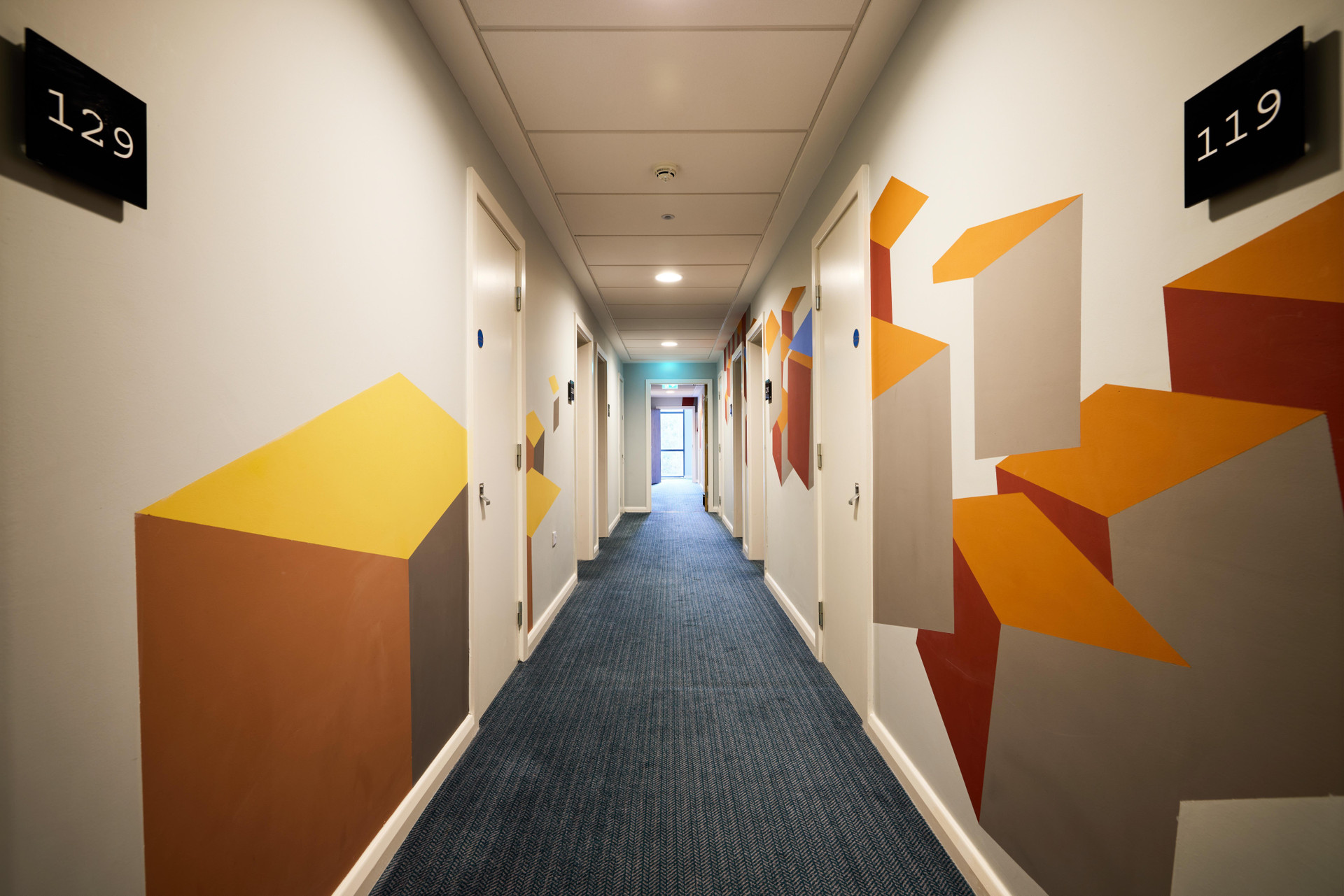 Vista Lobby Holiday Inn - the niu, Loom Manchester North by IHG