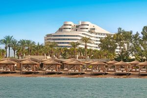 Alojamiento - Titanic Deluxe Lara