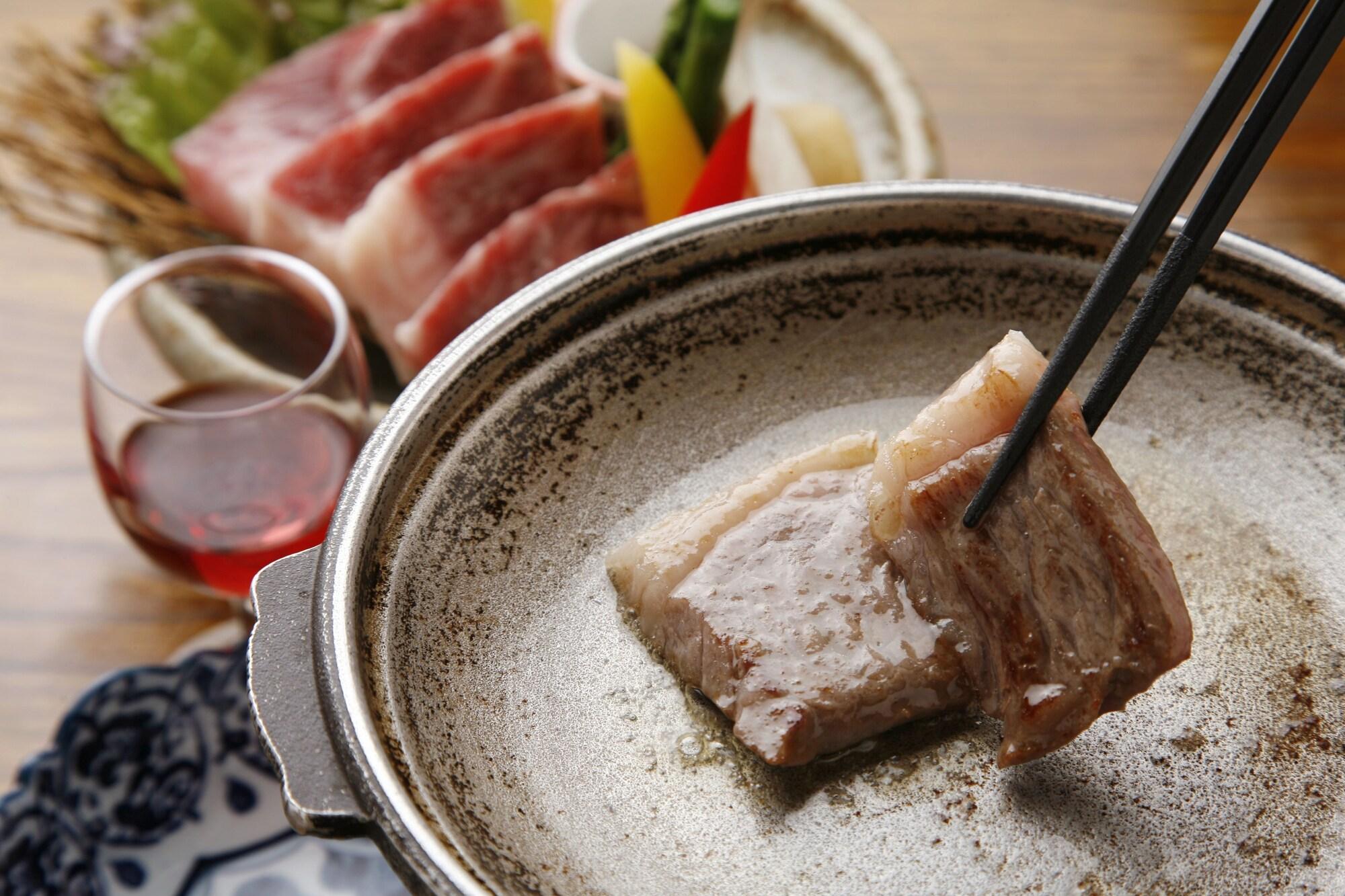 Restaurant Kojohama Onsen Hotel Izumi