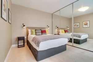 Alquiler Vacacional - Large Modern Designer Soho Flat with 24 Hour Concierge and Terrace