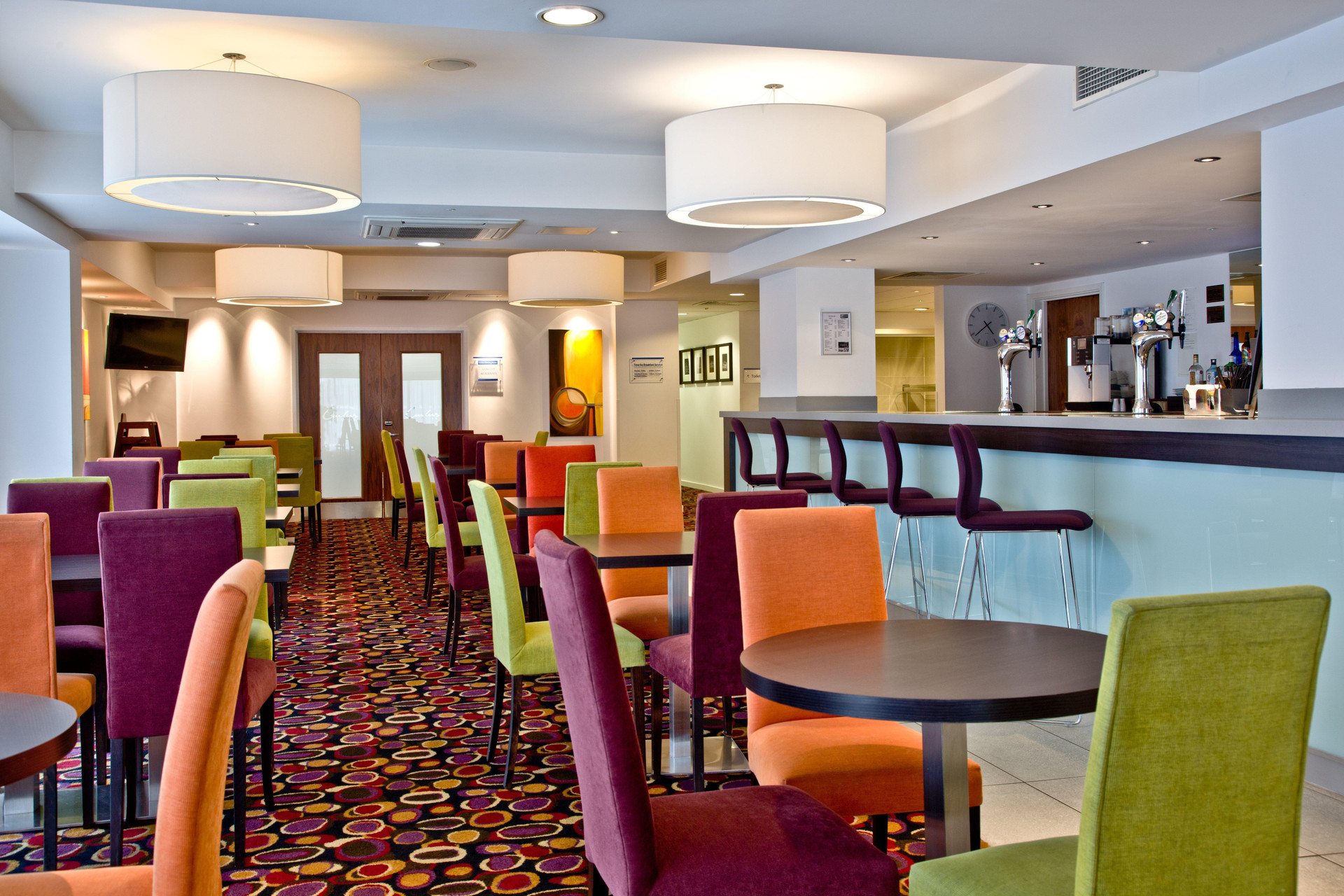 Restaurant Holiday Inn Express Birmingham - South A45