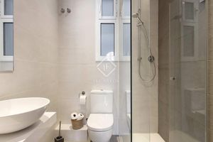 Alquiler Vacacional - Lovely modern 2 bed/2 bath apartment near the Sagrada Familia