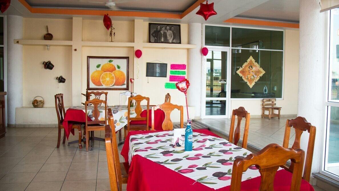 Bar/Salón Hotel del Angel Inn