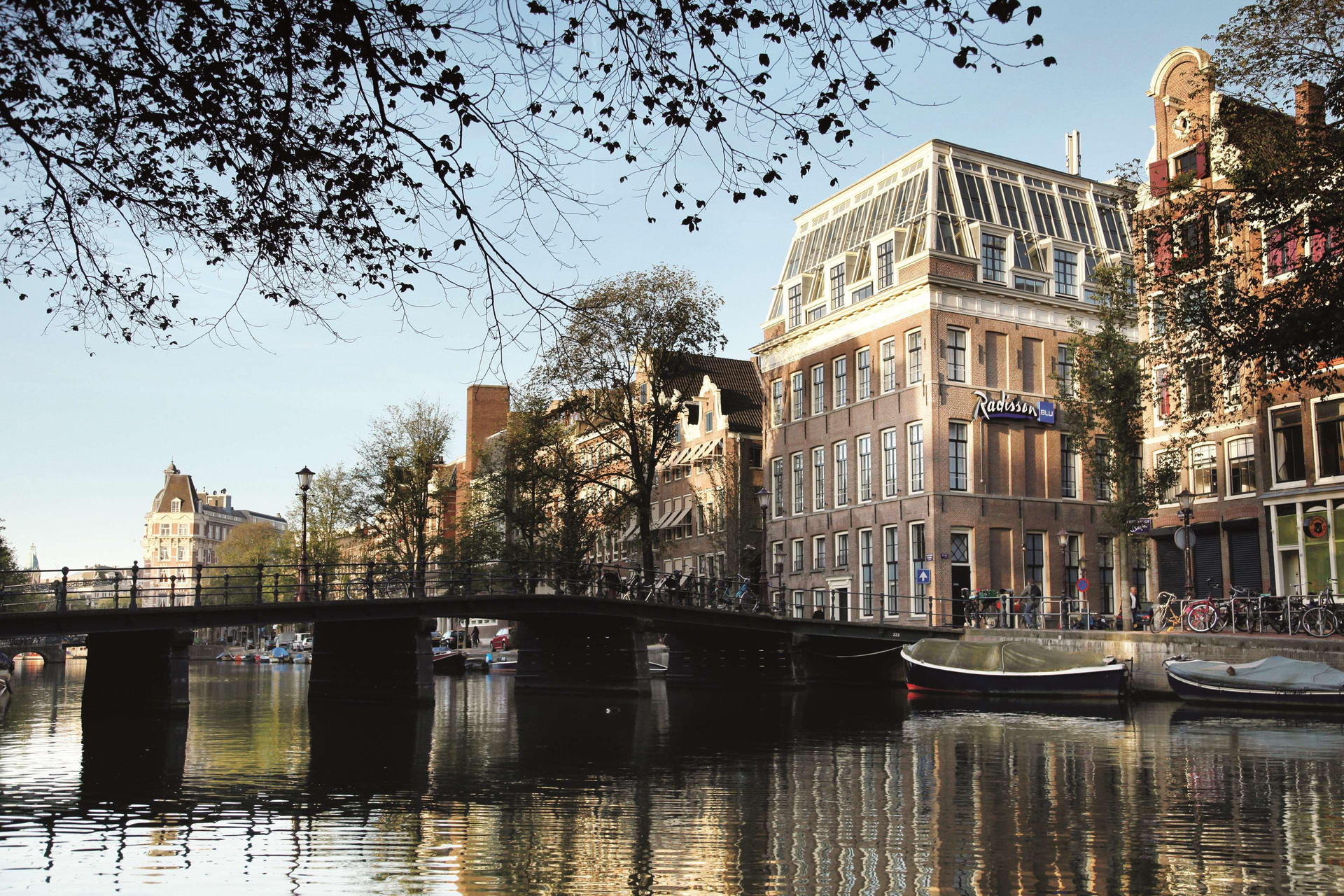 Vista Exterior Radisson Blu Hotel, Amsterdam City Center