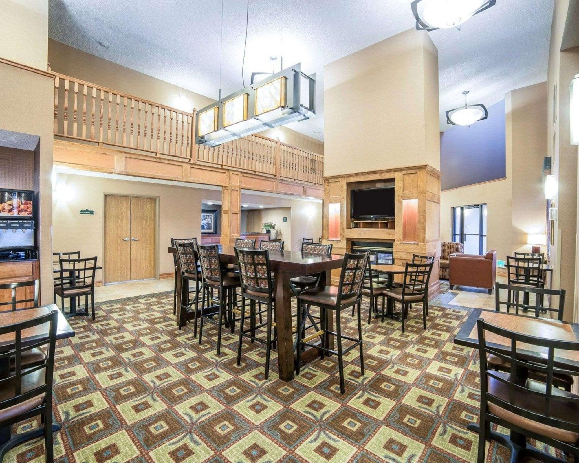 Restaurant Quality Inn & Suites Casper near Event Center