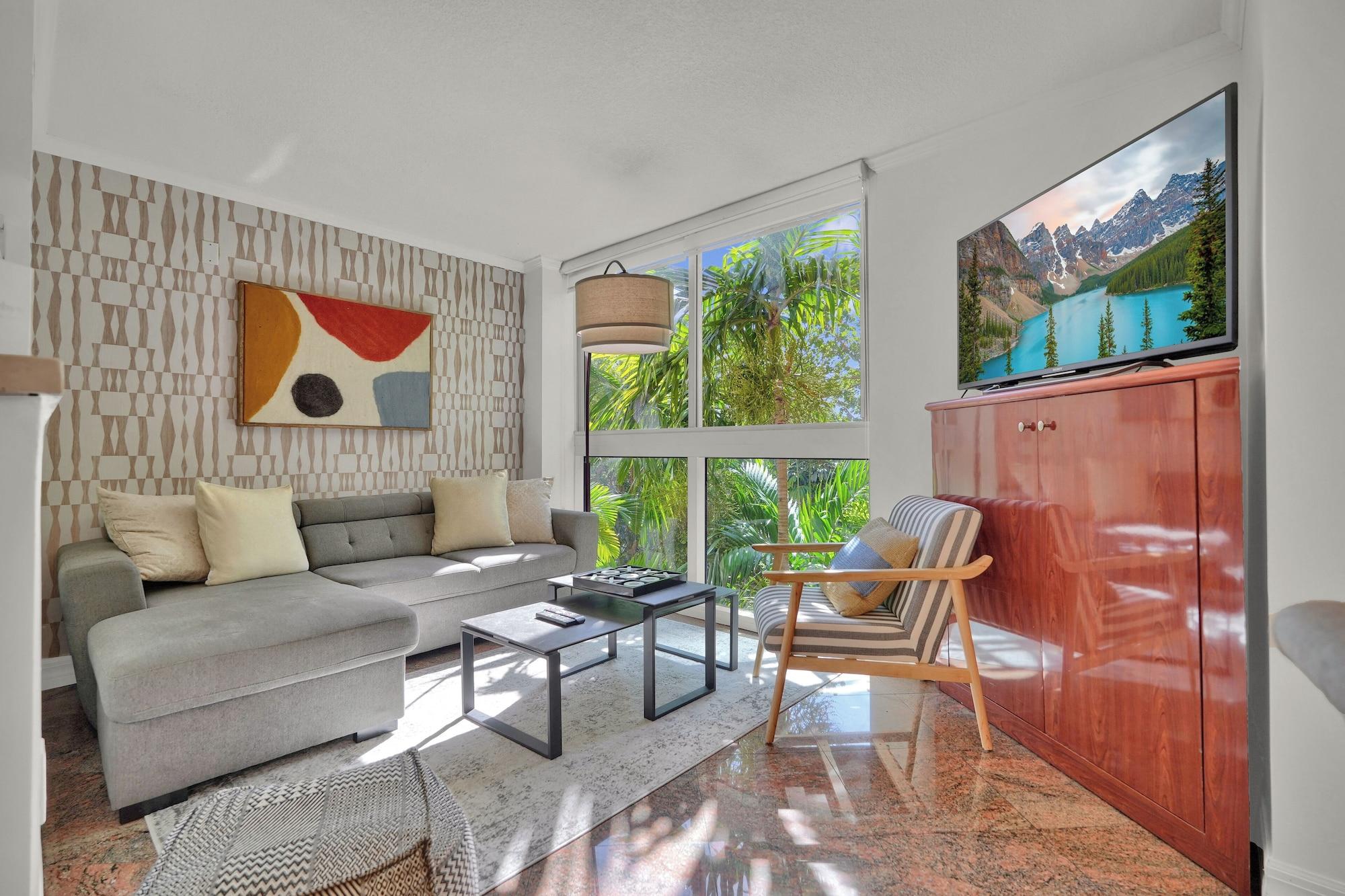 Varios Treetop Retreat Cozy 2 Bedroom in Grove