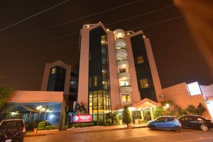 Alojamiento - House Inn Apart Hotel