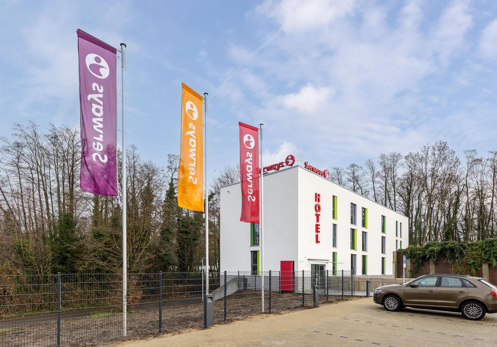 Varios Serways Hotel Hösel