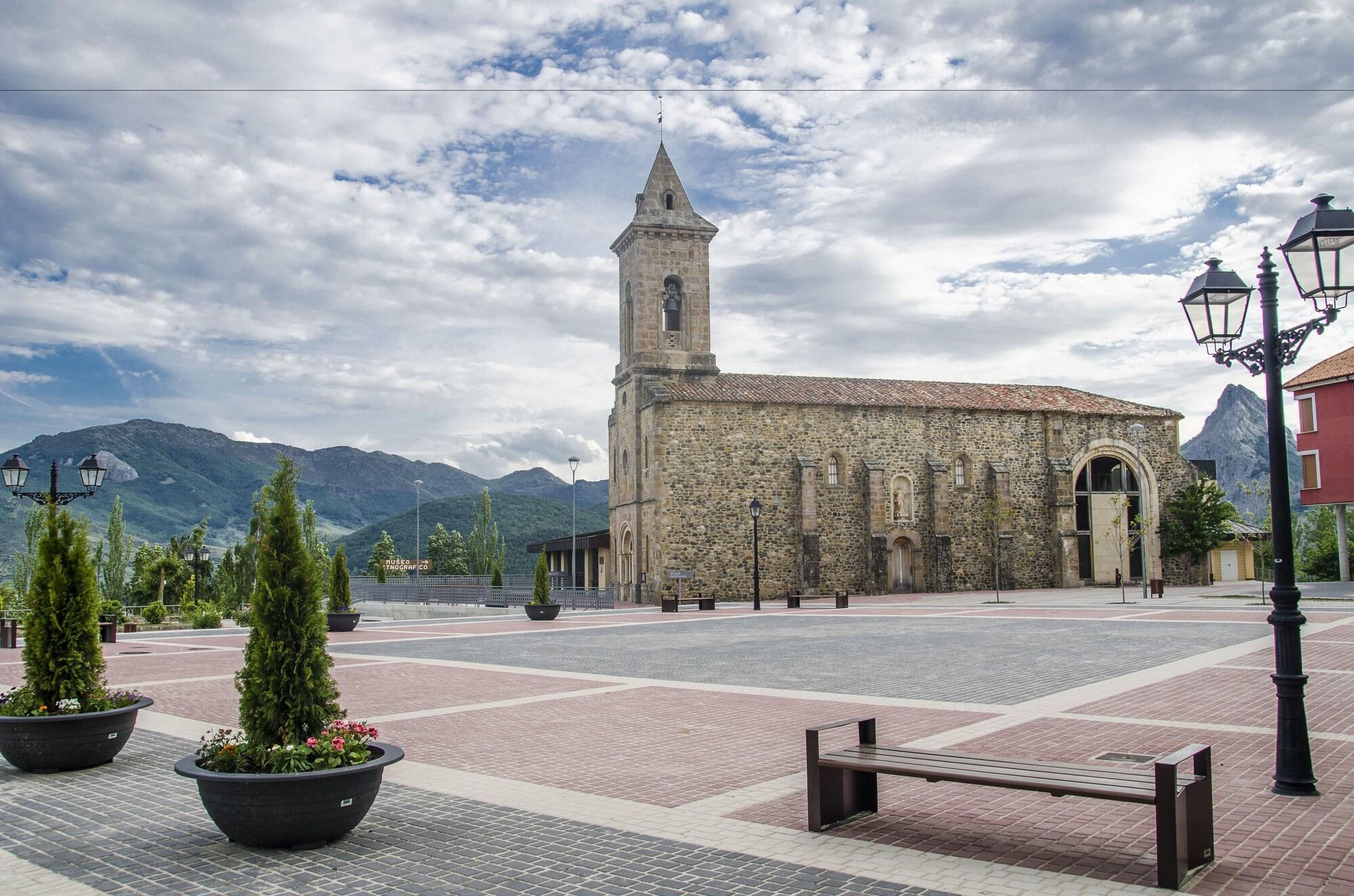 Vista Exterior Hotel Presa