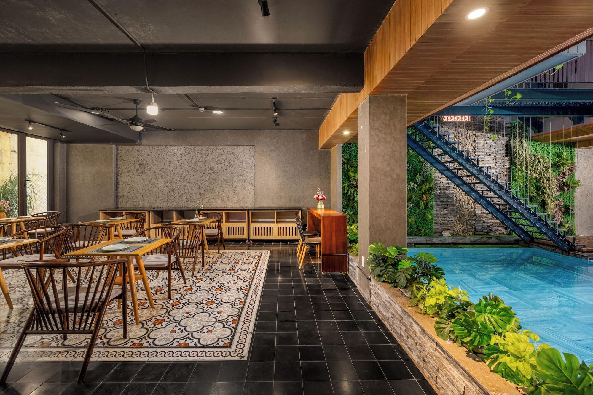 Restaurant Lahome Boutique Villa and Apartment