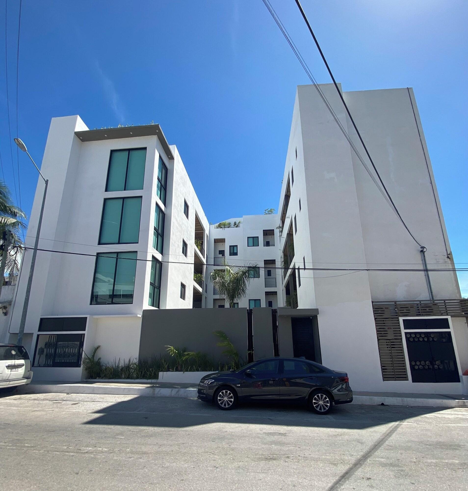Vista Exterior Coco Live Suites
