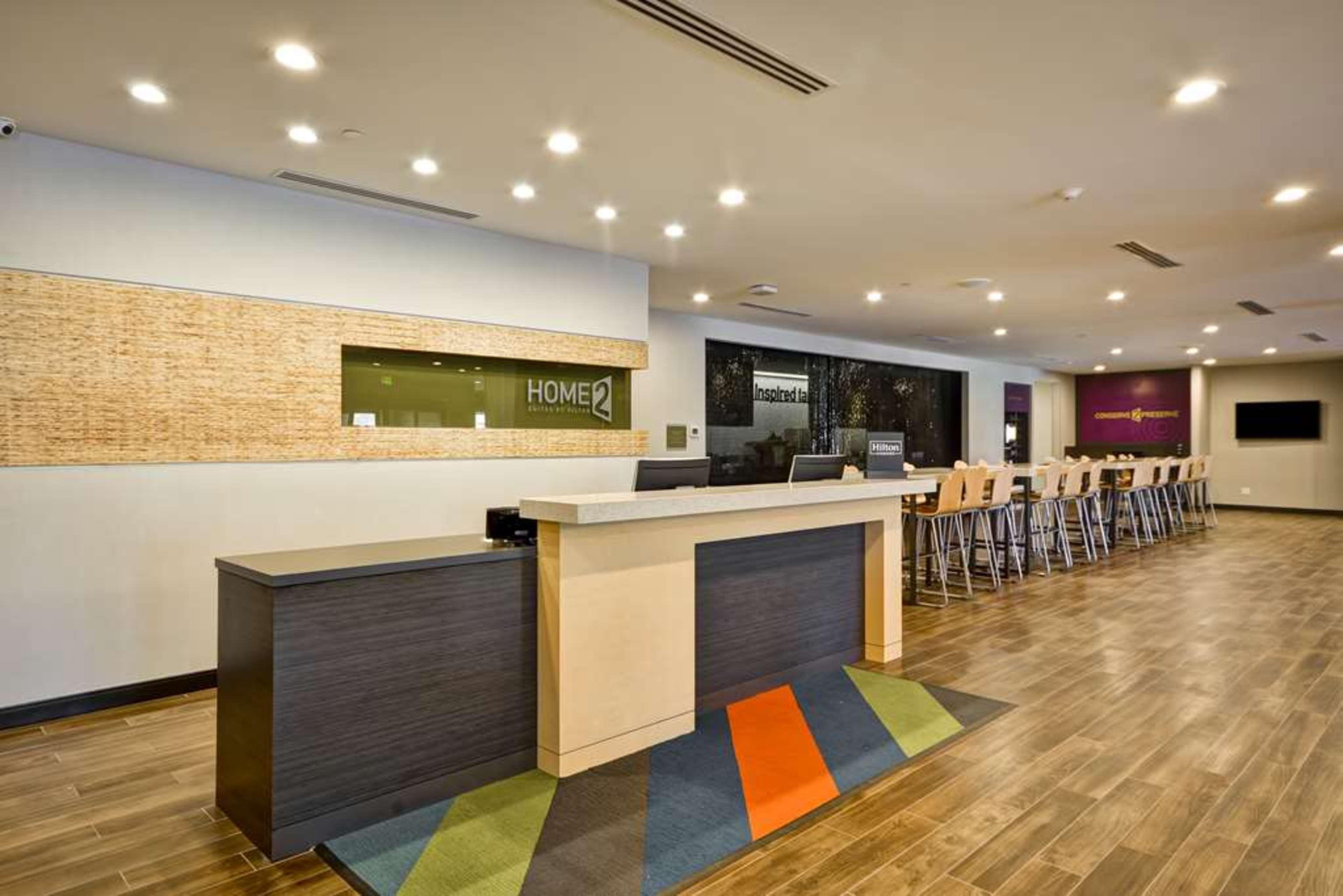 Vista Lobby Home2 Suites by Hilton Evansville