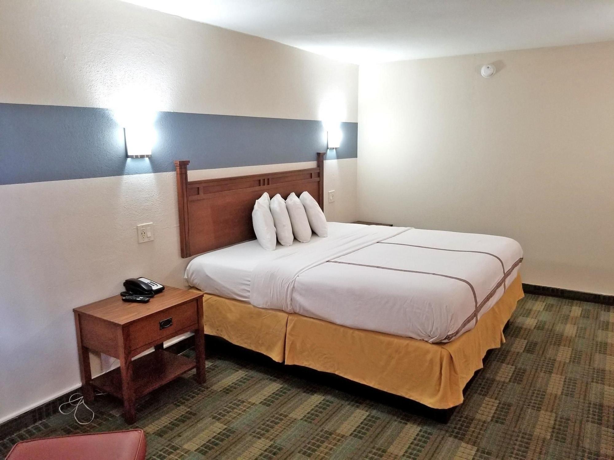 Habitación Americas Best Value Inn Marshall