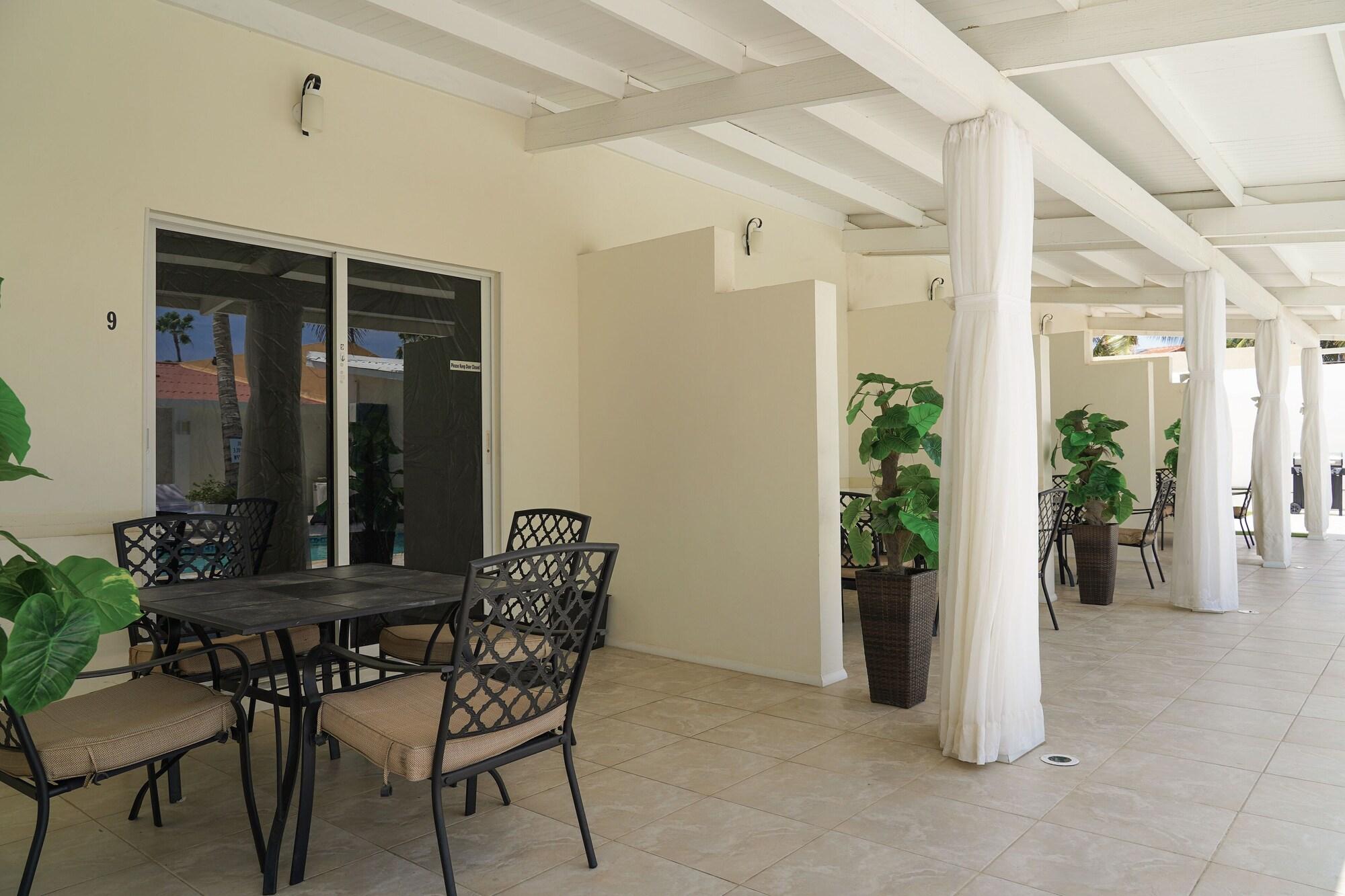 Equipamiento de Habitación Yoyita Suites Aruba