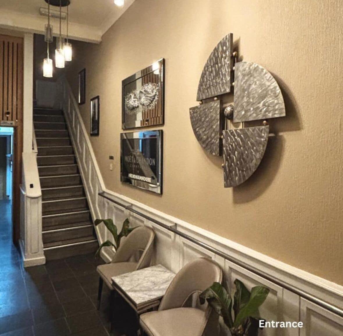 Vista Lobby Hendham House Hotel