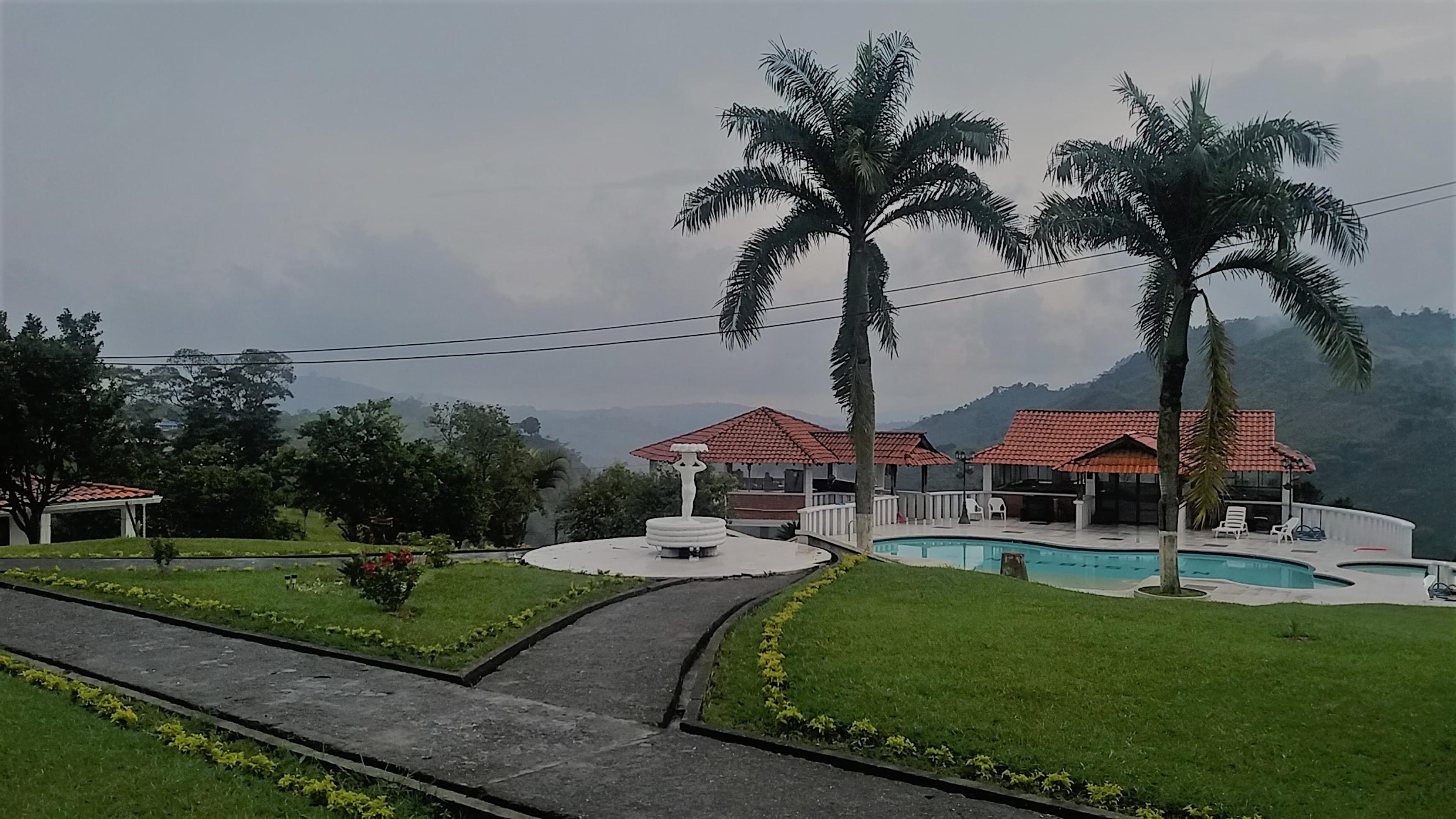 Vista Exterior Hostal Don Bernardo