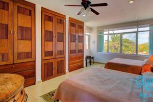 Alquiler Vacacional - Beach Front Penthouse on the Beach