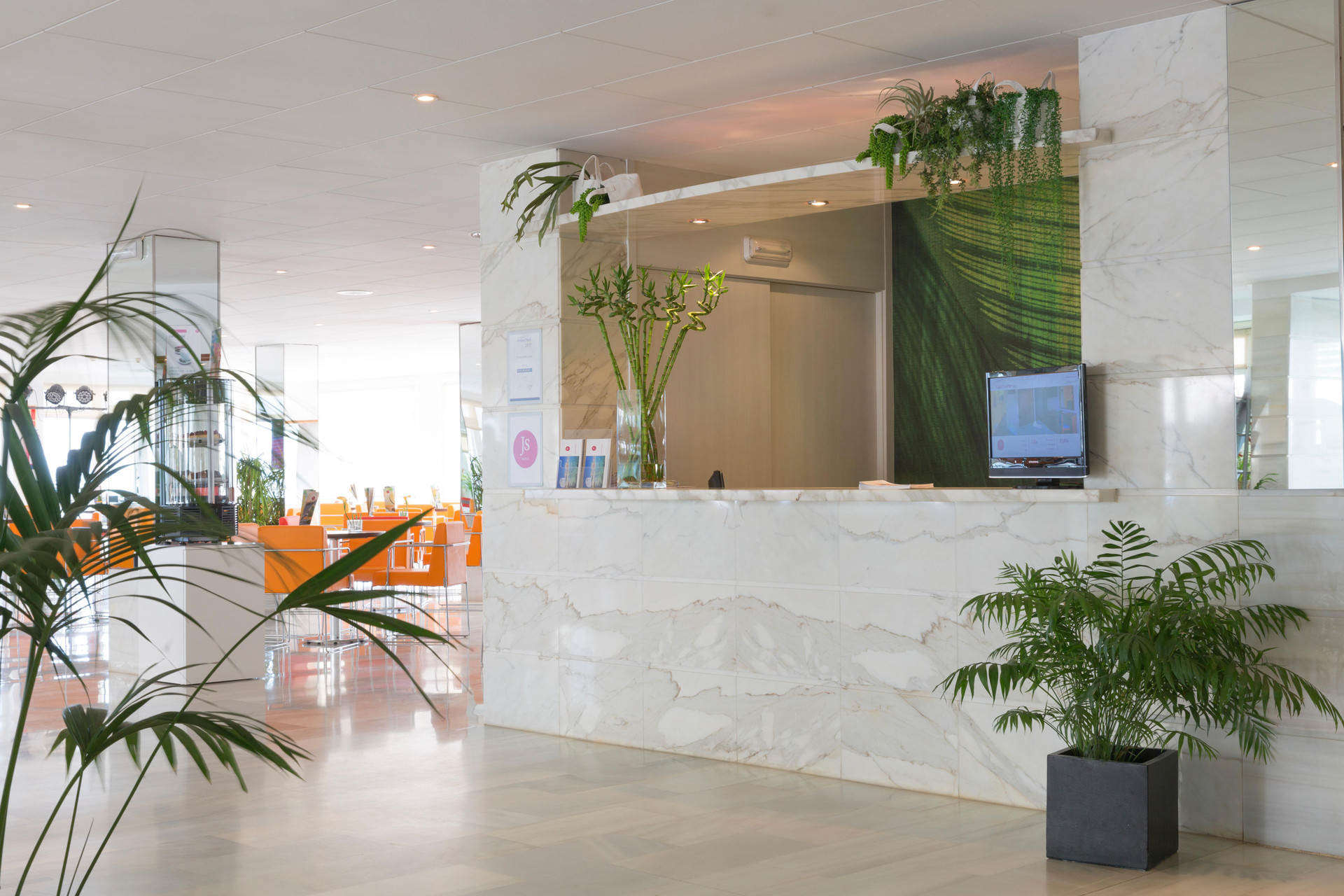 Vista Lobby Hotel JS Miramar