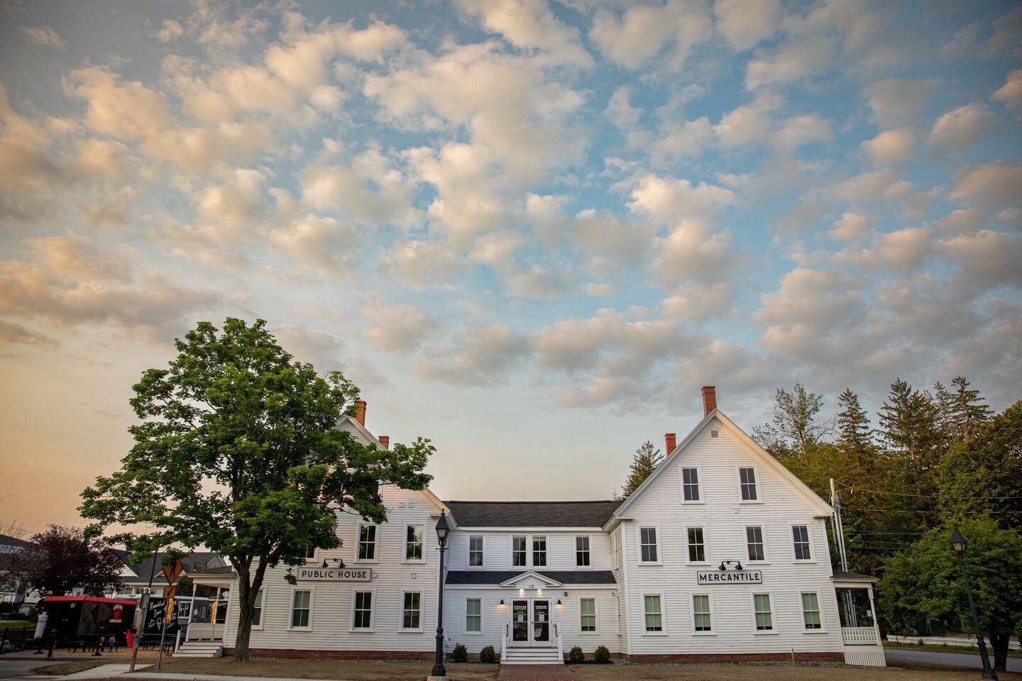Varios Anchor at Tideline