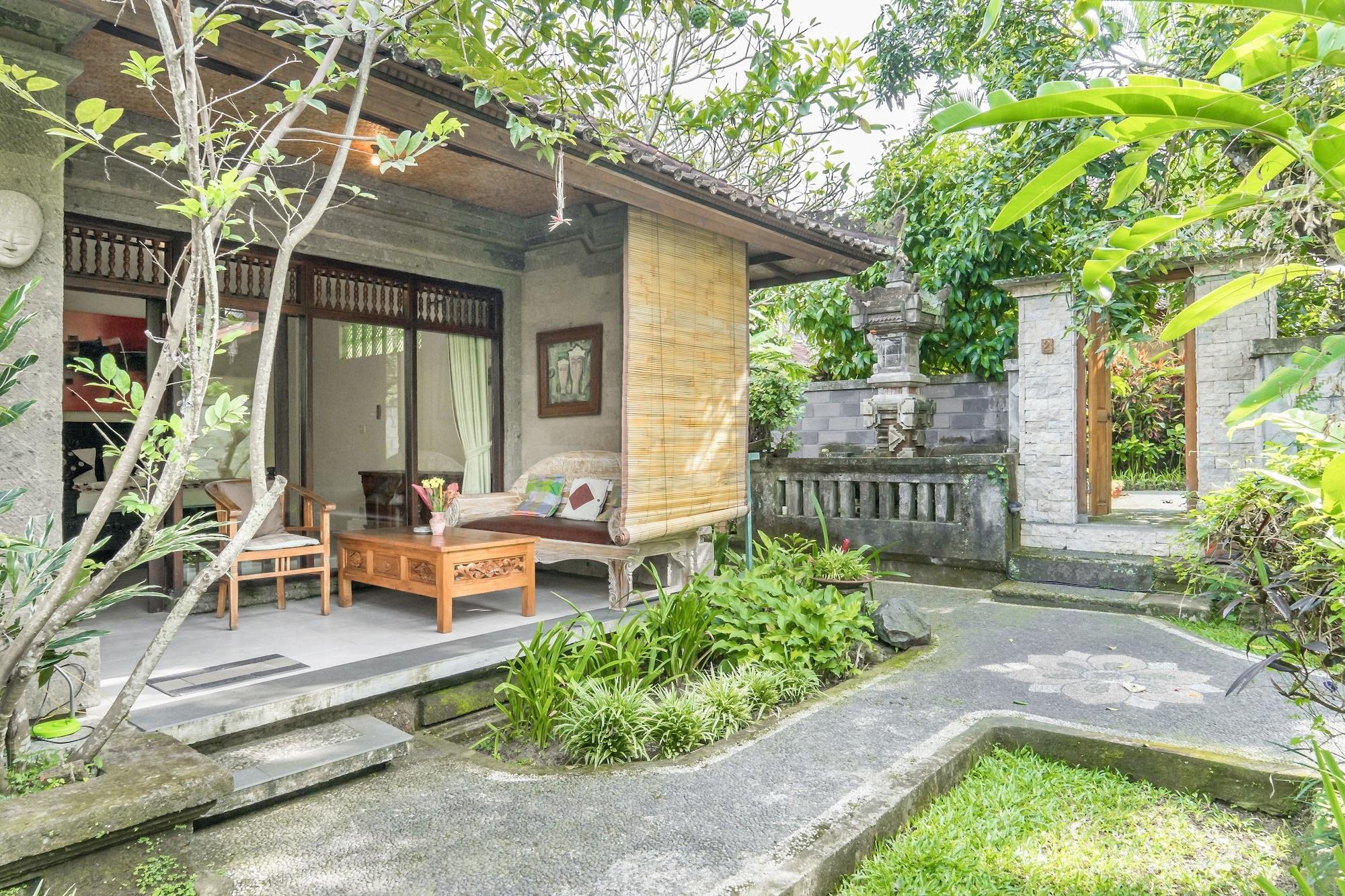 Vista Lobby Sari Bamboo Bungalows