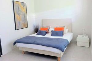 Aluguel por temporada - Cozy Beachfront Escape – Wake Up to the Waves