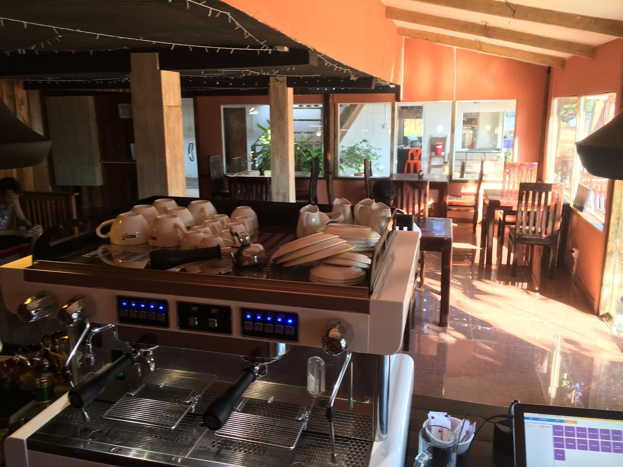 Bar/Salón Otres Beach Resort