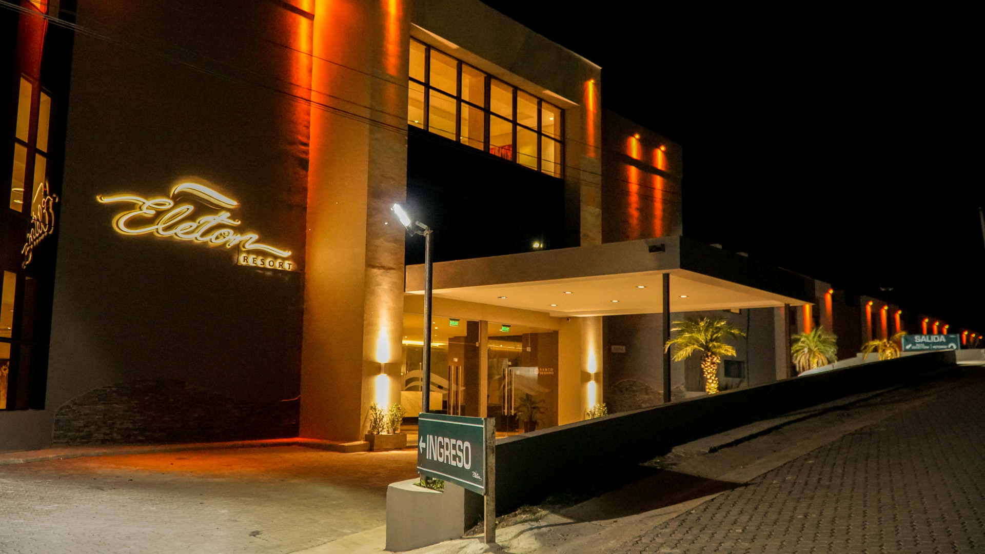 Vista Exterior Eleton Resort & SPA