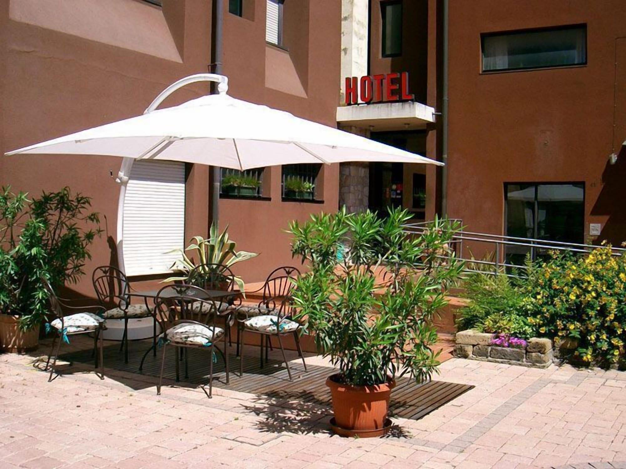 Vista Exterior Hotel Bareta