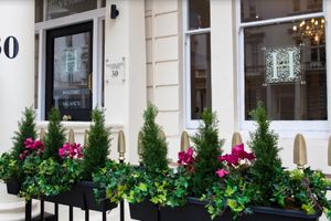 Alojamiento - The Portico Hotel