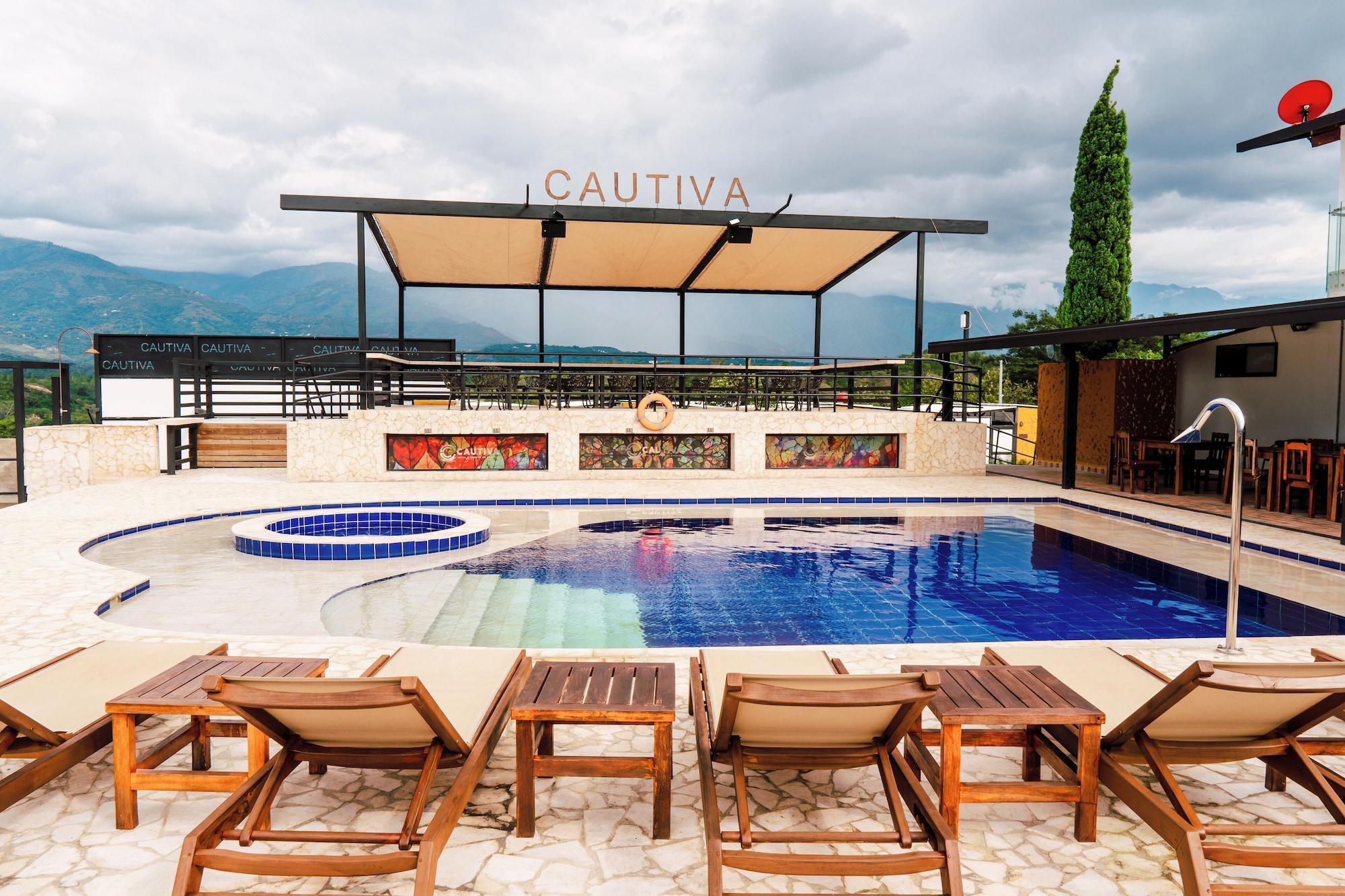 Vista Exterior Cautiva Hotel