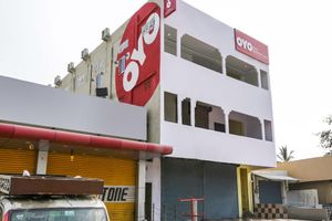 Alojamiento - OYO 27936 Hotel Welcome Tirupati