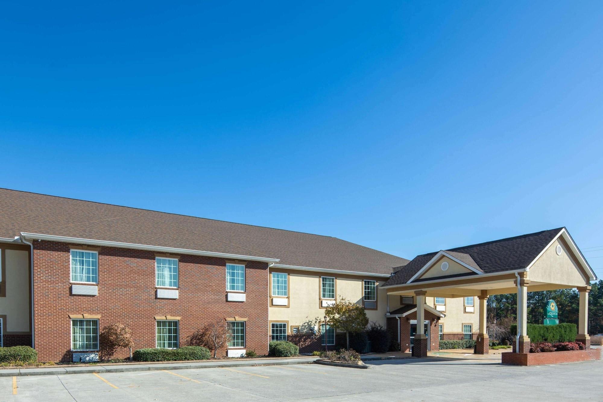 Varios La Quinta Inn by Wyndham Calhoun South I-75