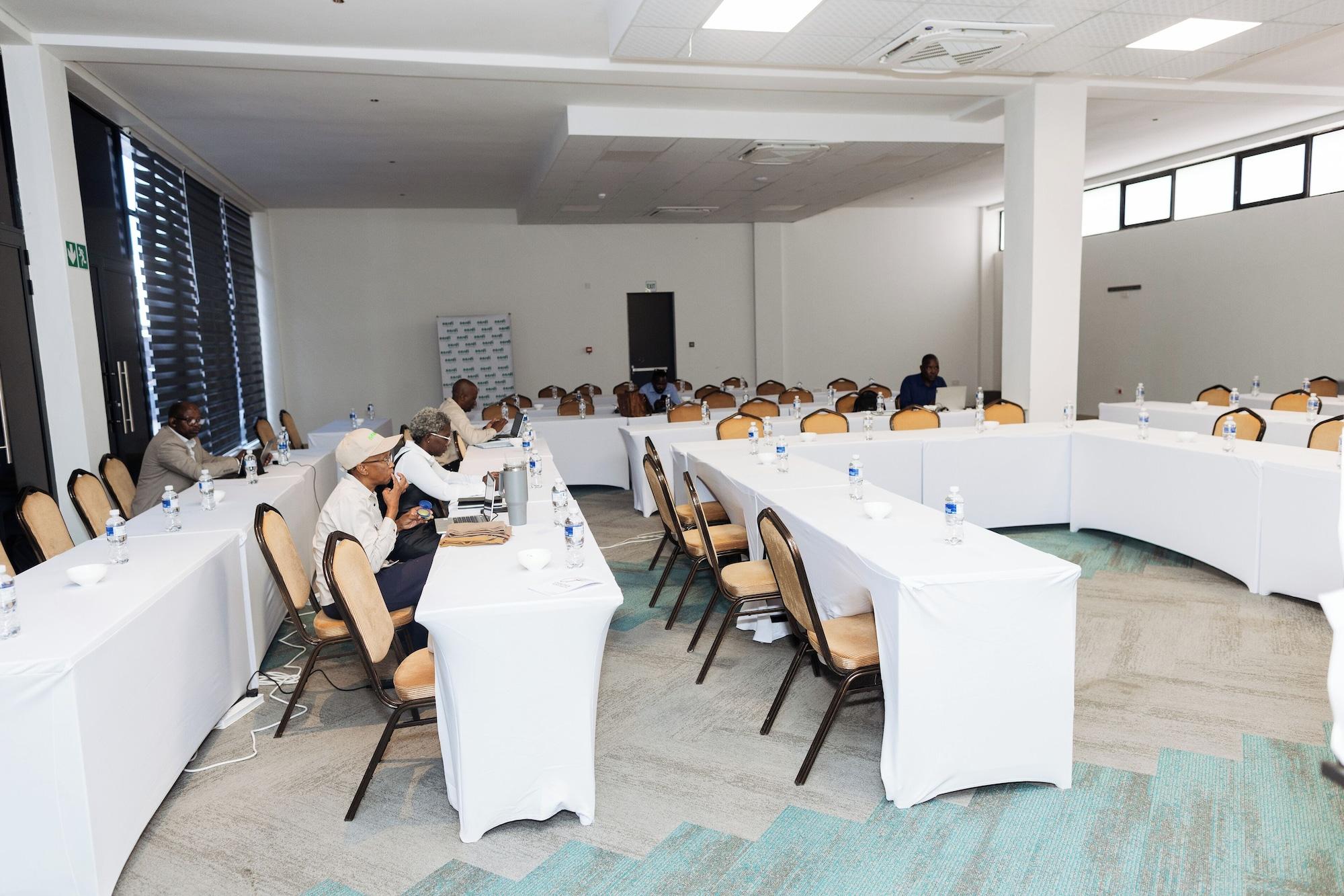 Sala de Reuniones 38 on Boulders Hotel