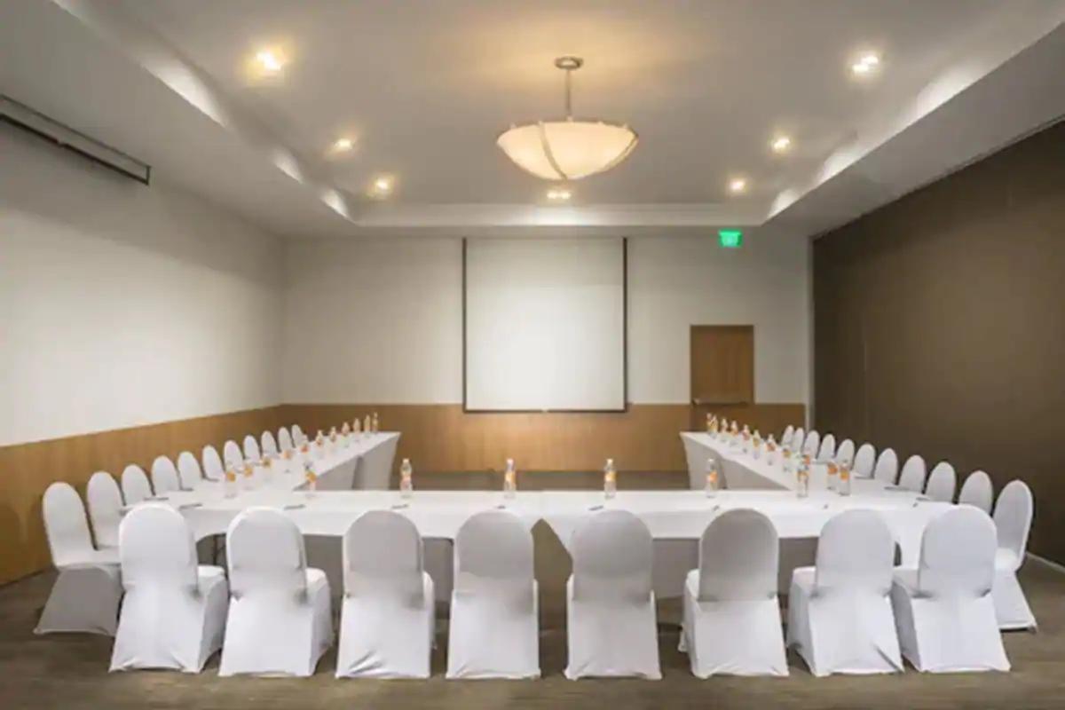 Sala de Reuniones Fiesta Inn Queretaro