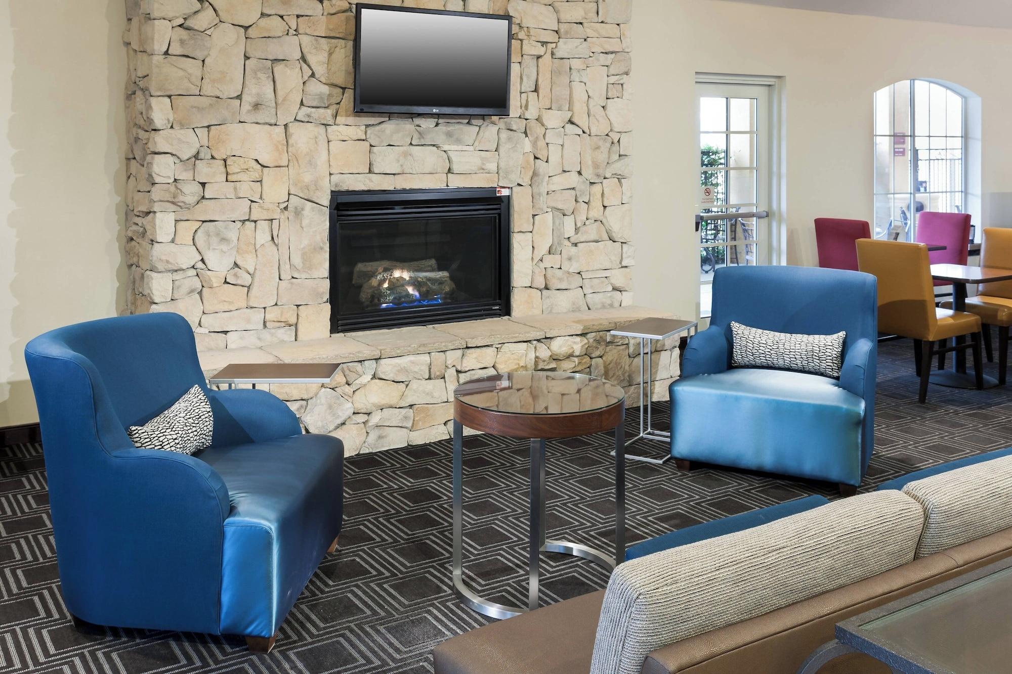 Vista Lobby TownePlace Suites by Marriott San Antonio Airport