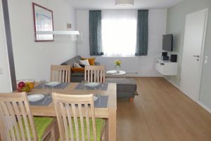 Renta temporal - Comfort apartment, balcony, quiet, central location, apartments Flora