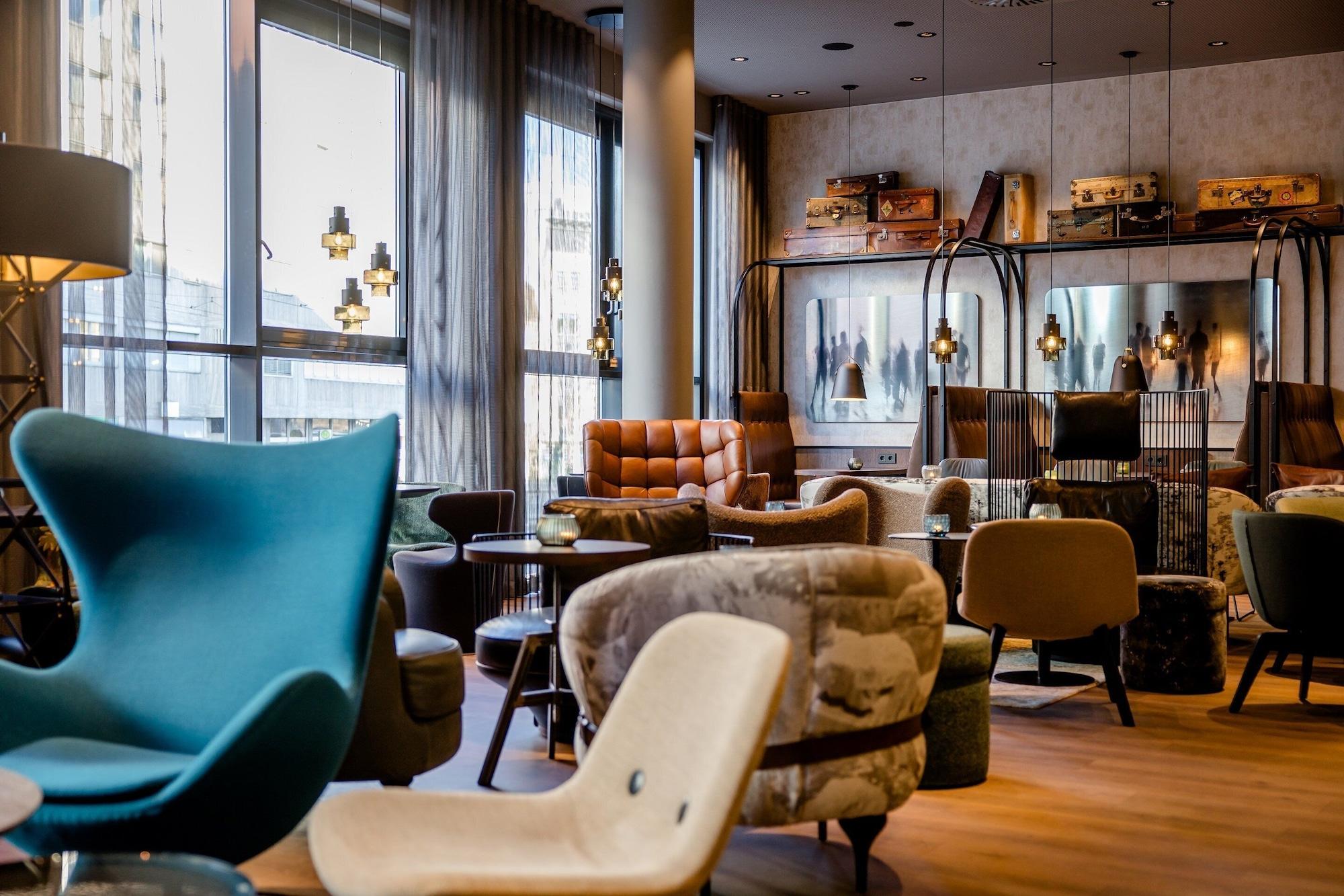 Varios Motel One Nürnberg - City