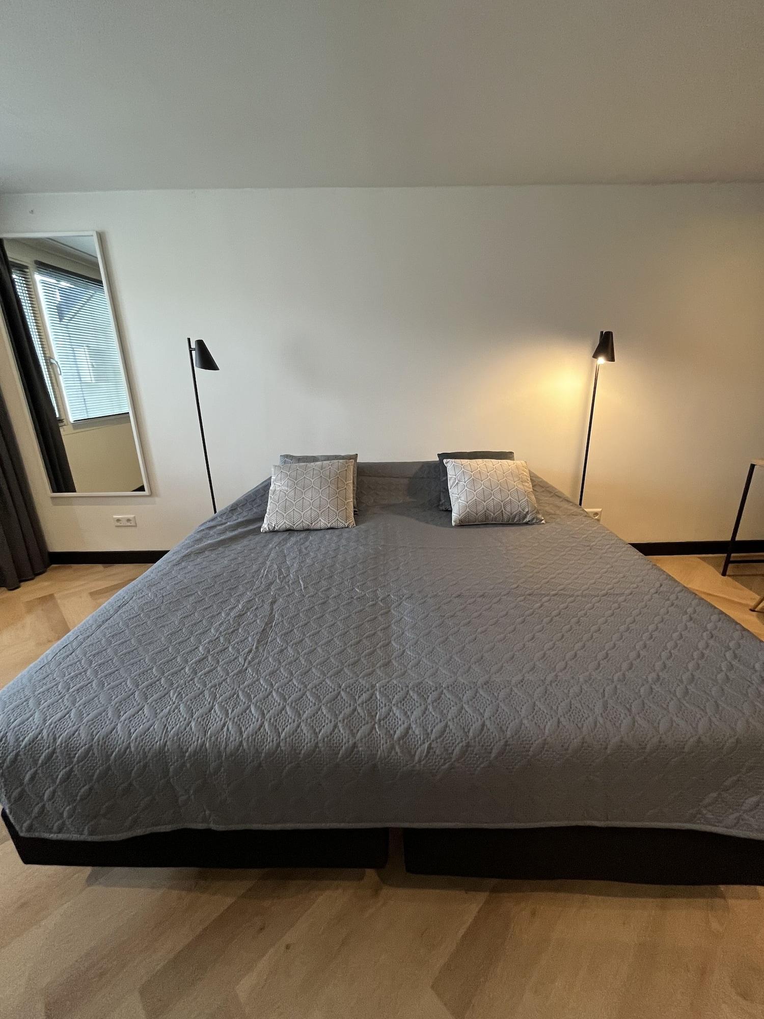 Varios Sammys Lodge