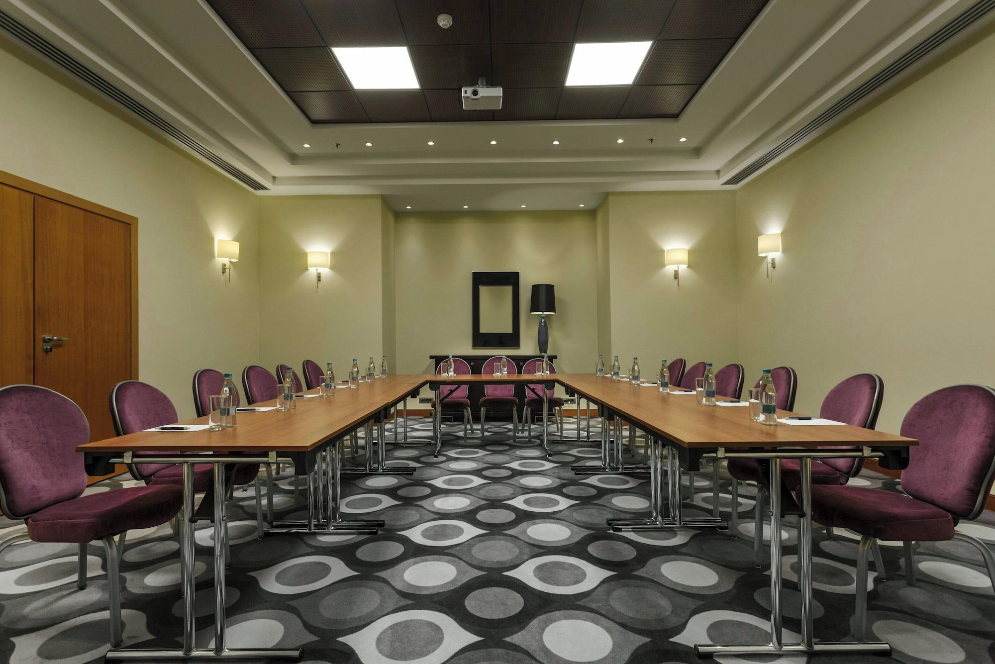 Sala de Reuniones Sheraton Bucharest Hotel