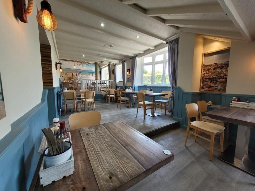Restaurant South Sands Hotel