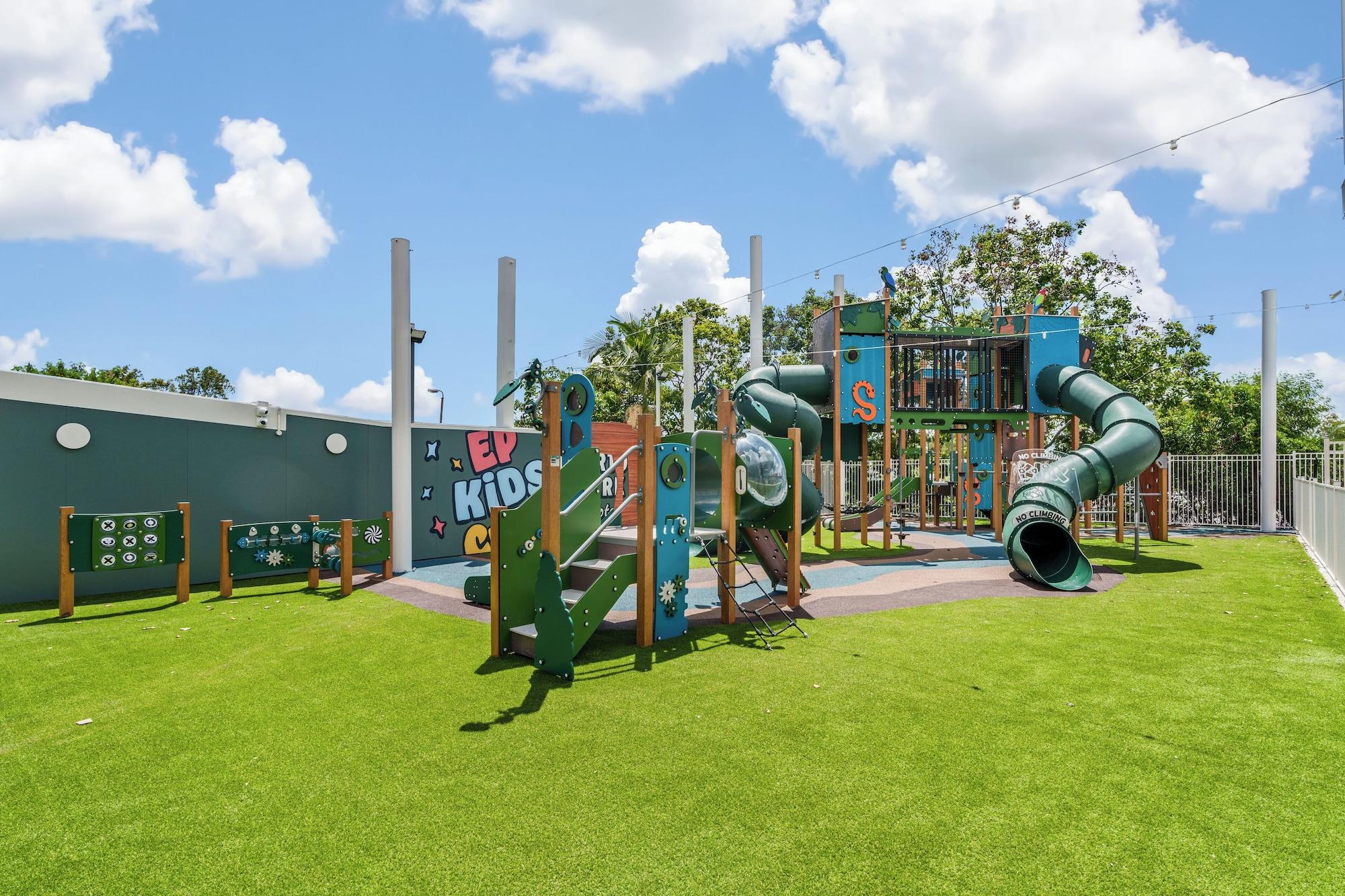 Vista Exterior Everton Park Hotel