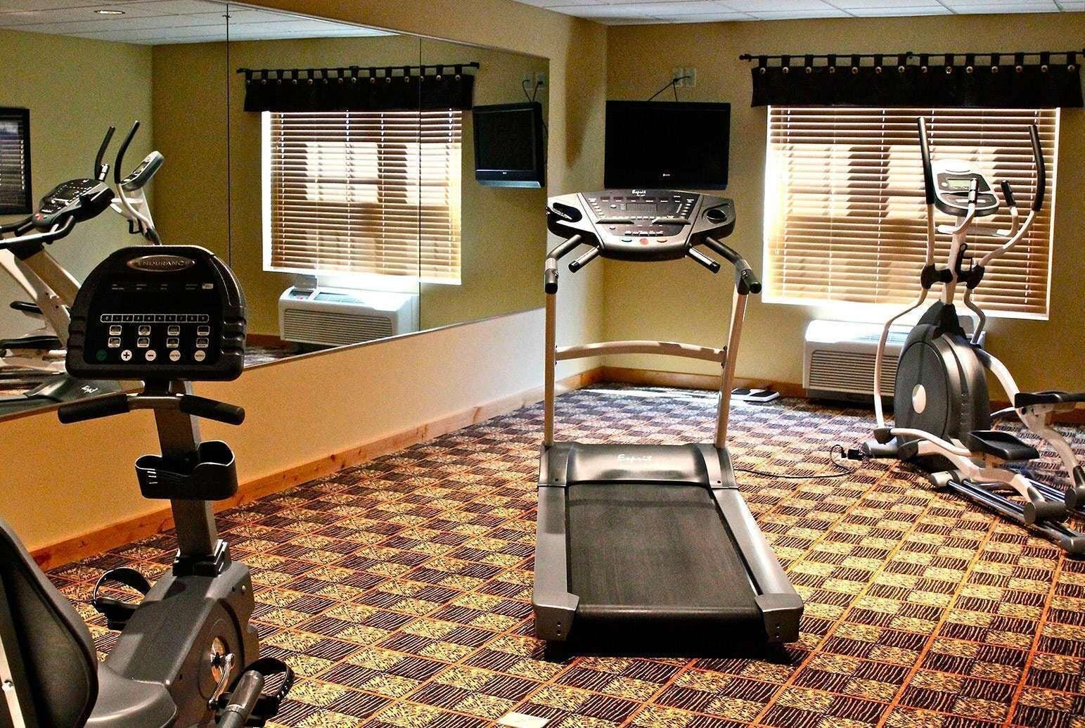 Gimnasio AmericInn by Wyndham Fargo Medical Center