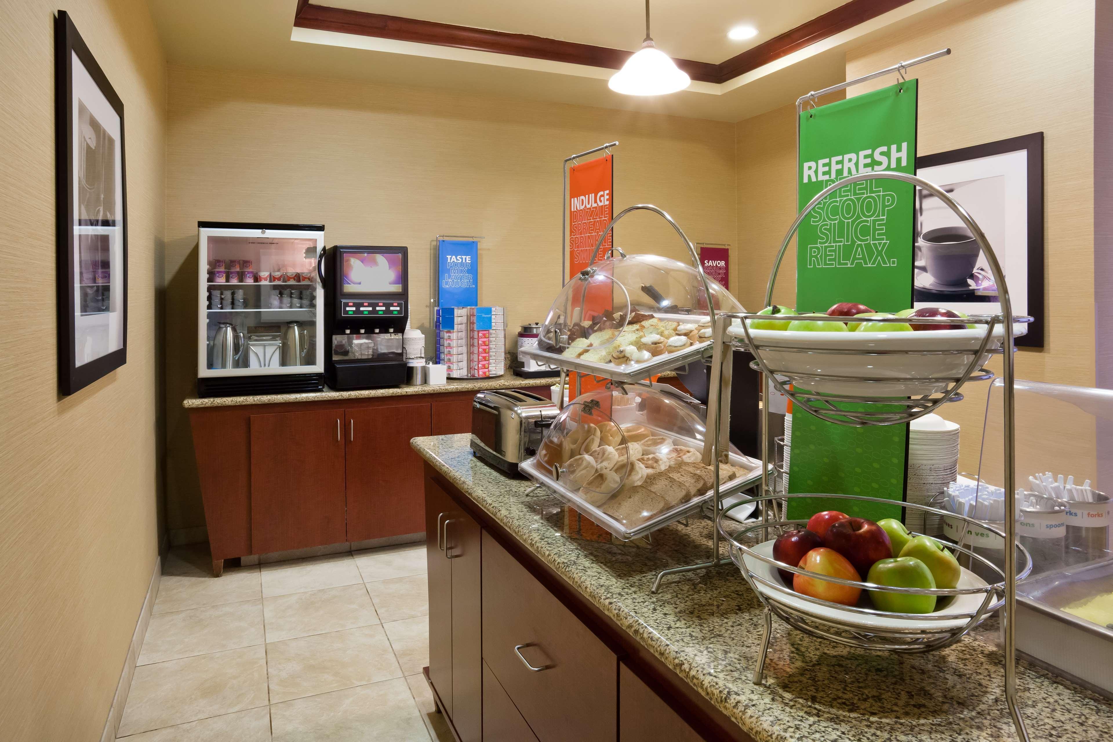 Restaurant Hampton Inn Fairmont