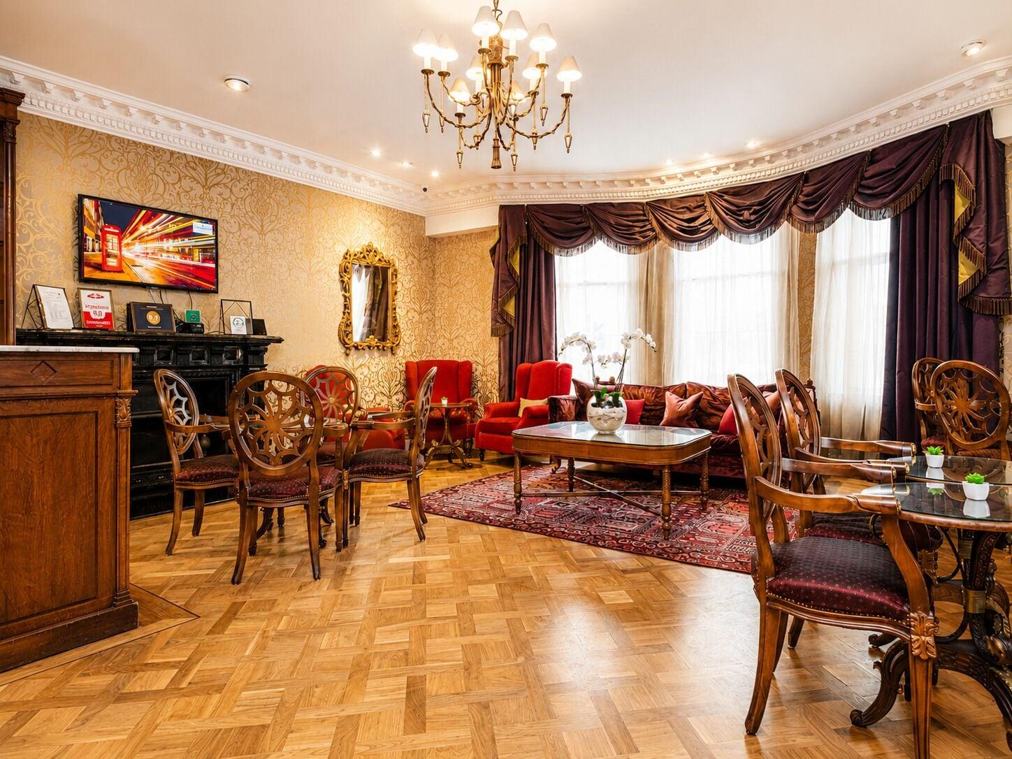 Set de Habitación Ashburn Hotel