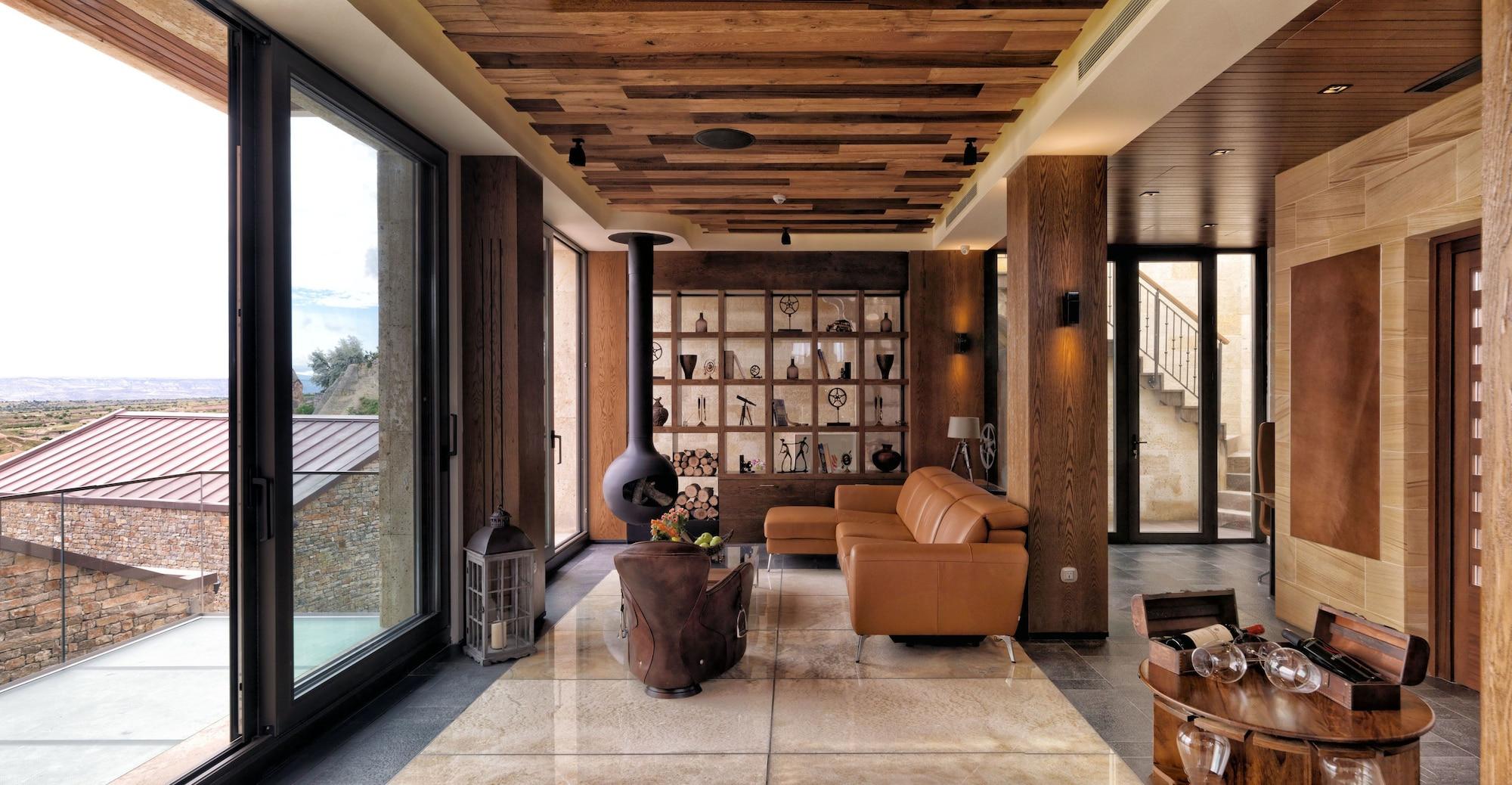 Vista Lobby Ariana Sustainable Luxury Lodge - Special Class