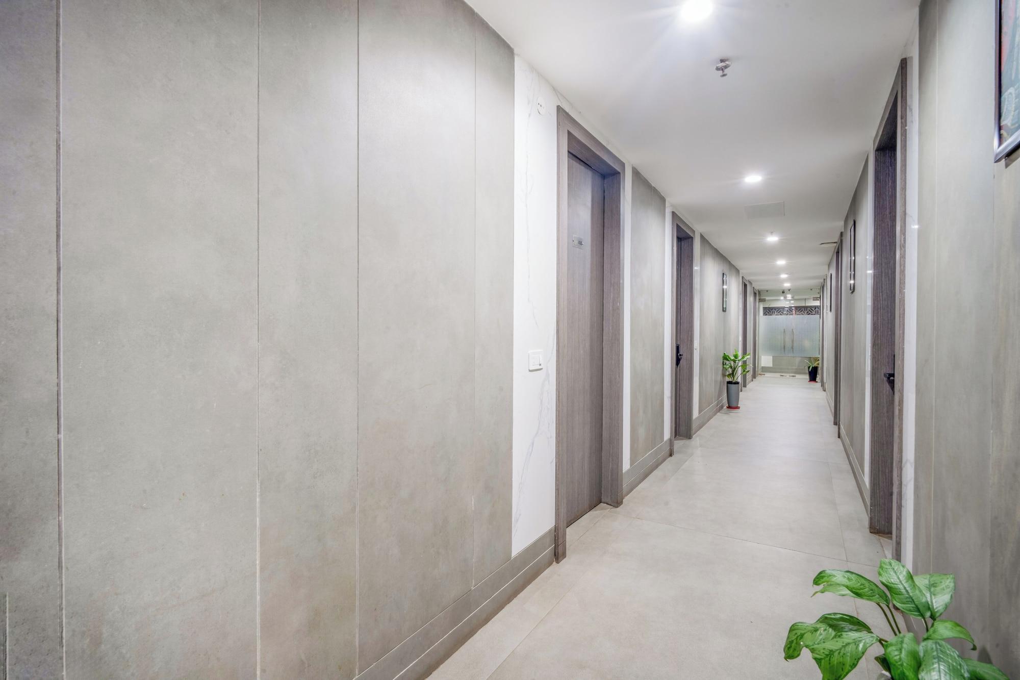 Vista Lobby The White Seasons