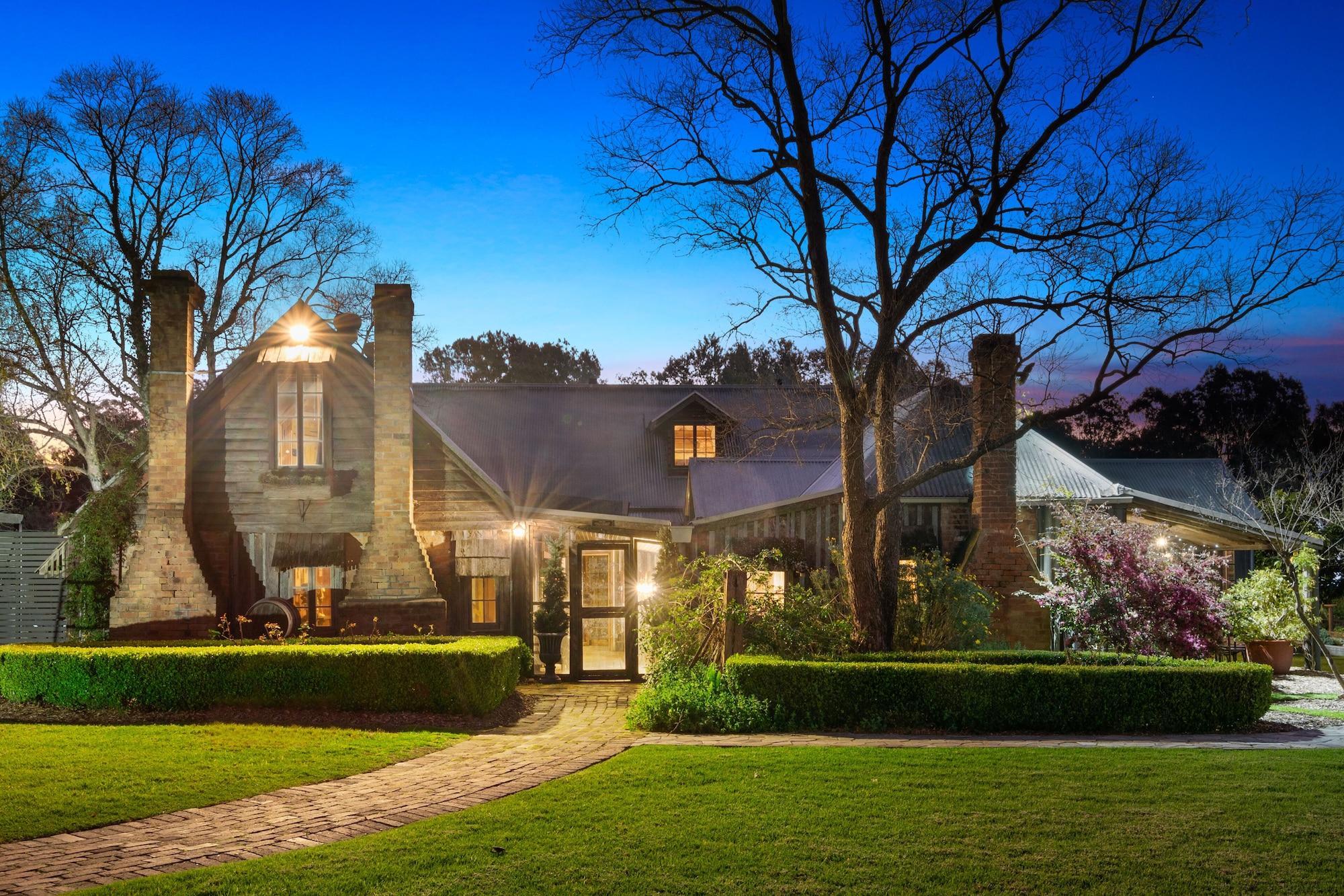 Restaurant The Convent Hunter Valley Hotel